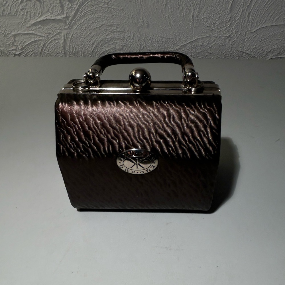 KMQ Collection Super Small Brown Clasp Closure Purse with handle